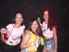 Oktober 10 Anos